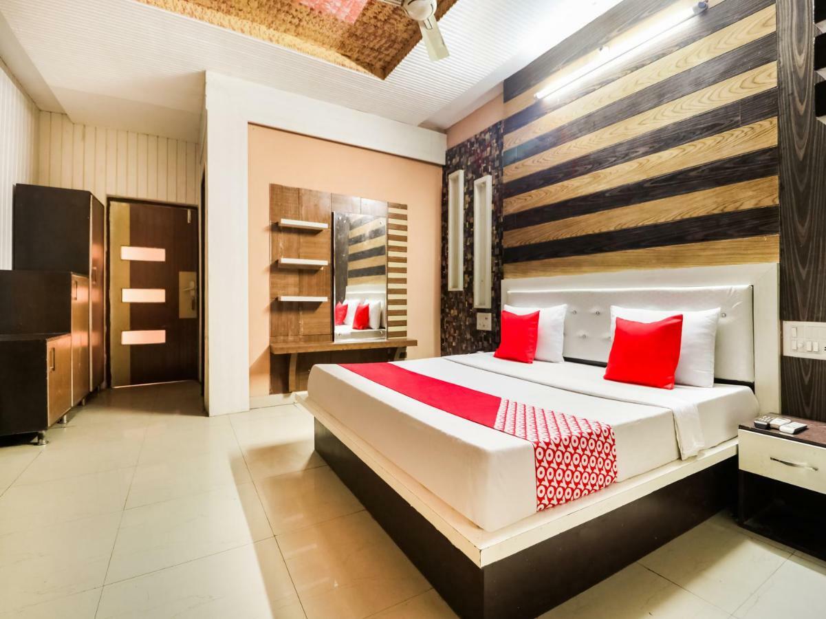 Oyo 47630 Grand Villa Moga Экстерьер фото