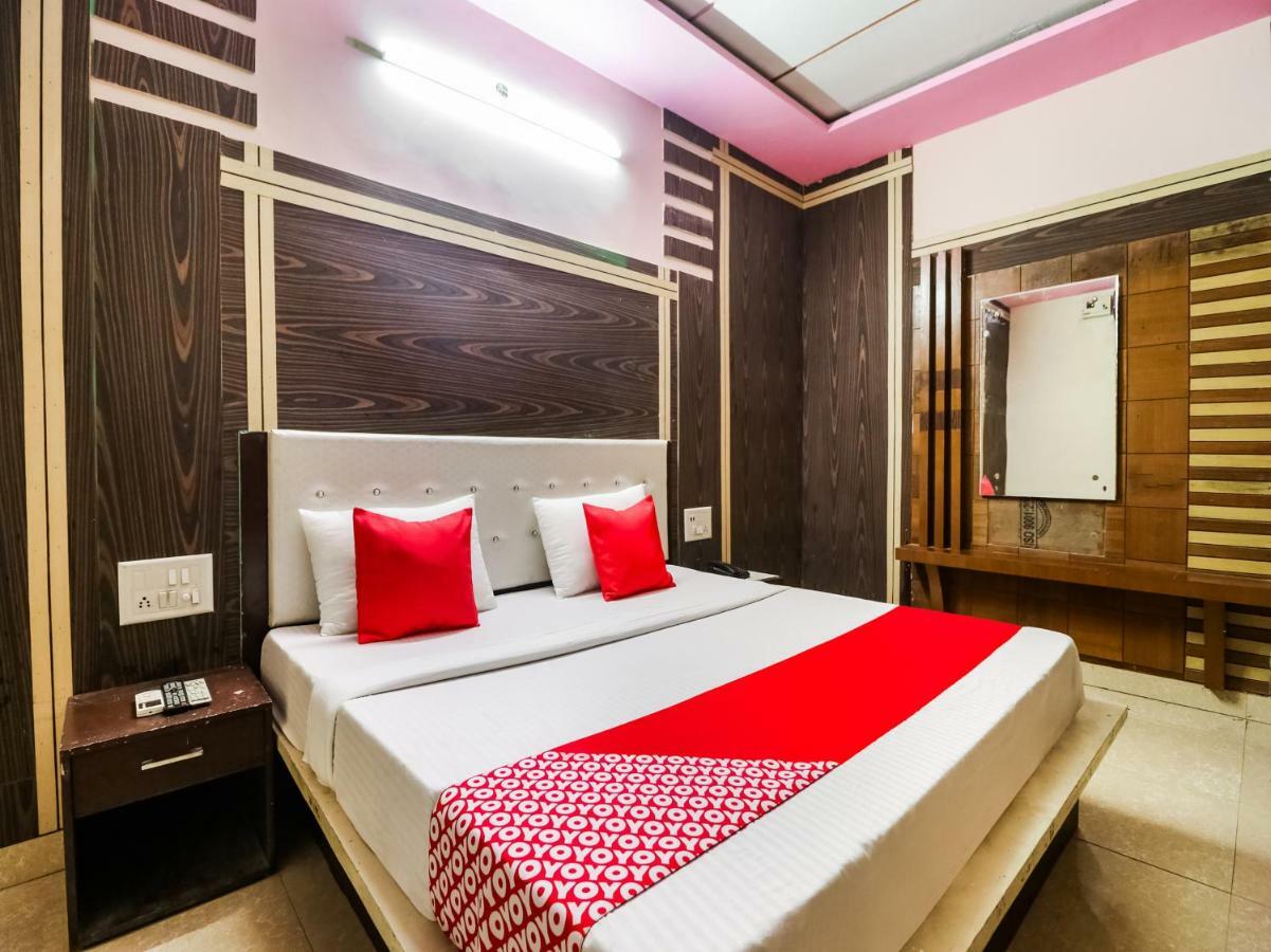 Oyo 47630 Grand Villa Moga Экстерьер фото